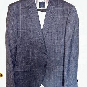 Daniel Hechter Paris dark plaid suit, 44R/38W